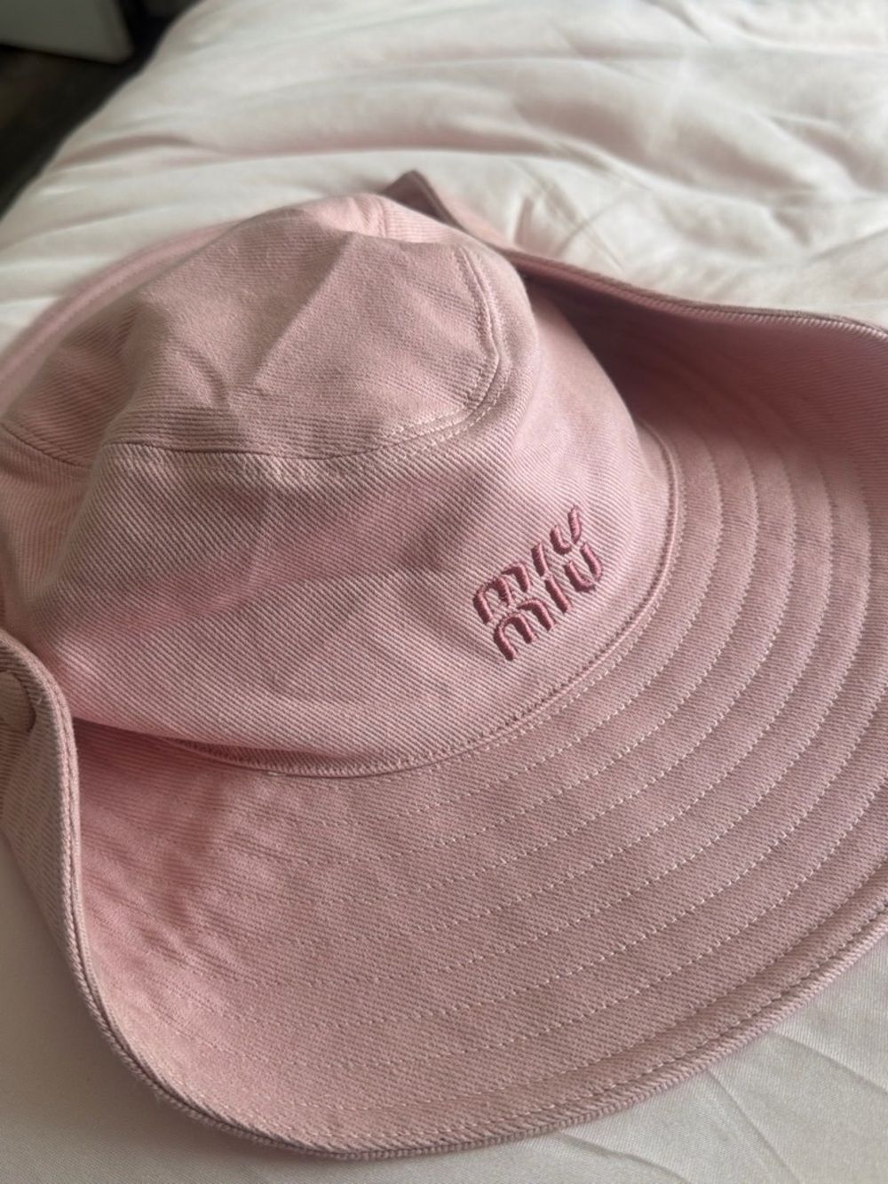 Miu Miu Kids Pink Wide-Brim Bucket Hat
